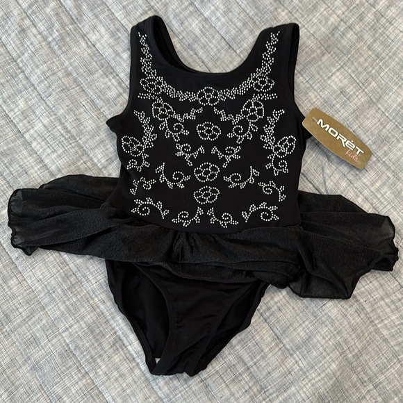 NWT Girl’s Moret Leotard embellished with silver design - Picture 2 of 4